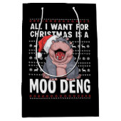 Alles wat ik wil voor Kerstmis is een Moo Deng Medium Cadeauzakje (Voorkant)