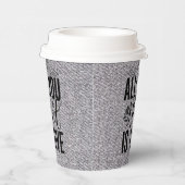 Alles wat je nodig hebt is liefde 20230 papieren bekers (Rechts)