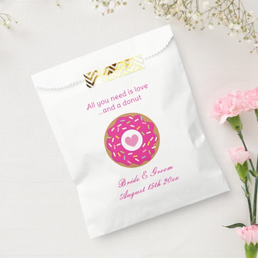 Alles wat je nodig hebt is liefde en een donut sch bedankzakje (Gezegeld)