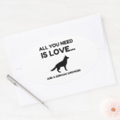 Alles wat je nodig hebt, is liefde en een Duits he Ovale Sticker (Envelop)