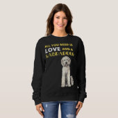 Alles wat je nodig hebt is liefde en een labradood trui (Voorkant volledig)