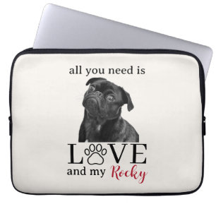 Alles wat je nodig hebt is Liefde en Mijn Hond – A Laptop Sleeve