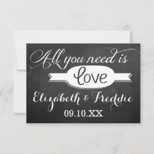 Alles wat je nodig hebt is Love Chalkboard Weddens RSVP Kaartje