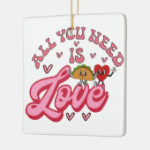 Alles wat je nodig hebt is Love Keramisch Ornament (Links)