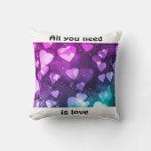 Alles wat je nodig hebt is Sierkussen met liefdesh (Voorkant)