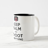 Alles wat u kunt fotograferen kalm houden en eenvo tweekleurige koffiemok (Voorkant rechts)