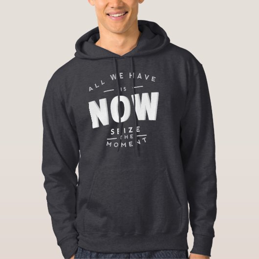 Alles wat we hebben is NU Hoodie (Voorkant)