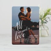 Alles wat we nodig hebben is liefde foto bruiloft kaart (Staand voorkant)