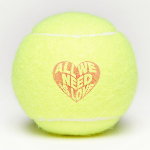 Alles wat we nodig hebben is liefde tennisballen