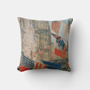 Allies Day, mei 1917 door Childe Hassam, Vintage A Kussen