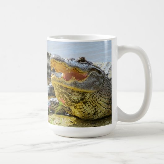 Alligator. Gezichtelijk Koffiemok (Rechts)