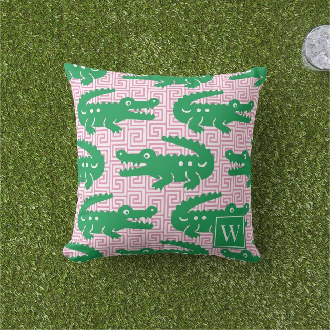  Alligator Greek Key- Pink & Green Monogram Buitenkussen (Gras)