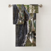 Alligator Lurking in de moeraswateren Bad Handdoek (Insitu)