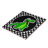 Alligator op zwarte en witte pooldots tegeltje (Zijkant)