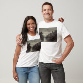 Allington Castle, nabij Maidstone, Kent; Moonlight T-shirt (Unisex)