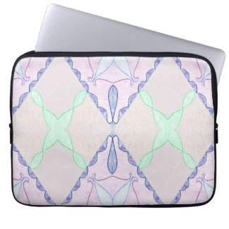 AllureArewa C/M op een Laptop Sleeve
