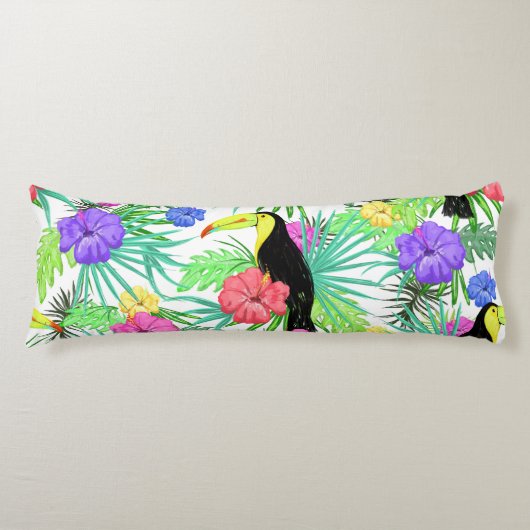 Almohada Tucanes Y Flora Tropical Lichaamskussen (Voorkant)