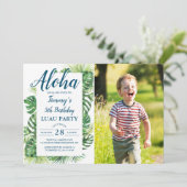 Aloha Tropical Greenery Luau Birthday Foto Kaart (Staand voorkant)
