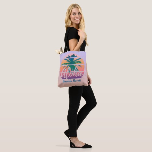 Aloha   tropische zonnezonde tote bag (Op model)