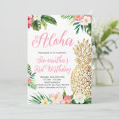 Aloha Verjaardag Luau Hawaïaanse Gouden Ananas Kaart (Staand voorkant)