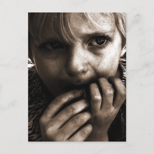 Alone Briefkaart (Voorkant)