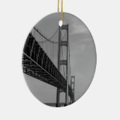 Along Mackinac Bridge Grayscale Keramisch Ornament (Rechts)