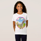 Alpaca Unicorn onder regenbooghemel T-shirt (Voorkant volledig)