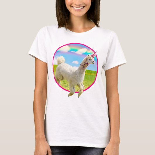 Alpaca Unicorn onder regenbooghemel T-shirt (Voorkant)