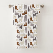 Alpacas Geo Pattern Bad Handdoek (Insitu)