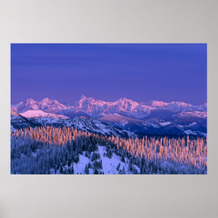 Alpenglow treft de toppen van de gletsjer poster
