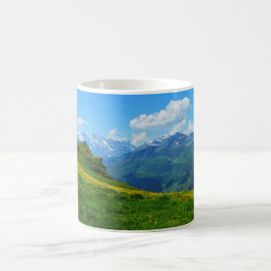 Alpenuitzicht in Zwitserland Koffiemok