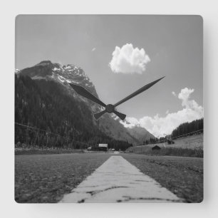 Alpenweg Vierkante Klok