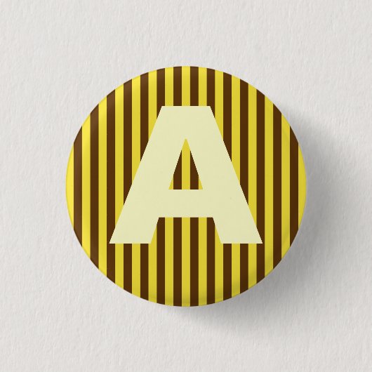Alphabet Capital Yellow Lines Button (Voorkant)