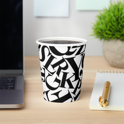 Alphabet Letters Papieren Bekers (Insitu)