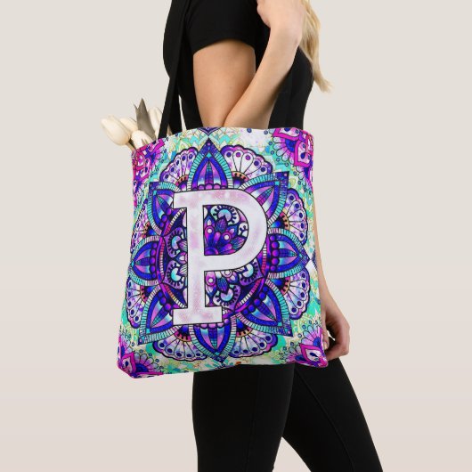 Alphabet P mandala Tote Bag (Dichtbij)