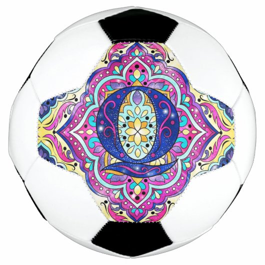 Alphabet Q mandala Voetbal (Voorkant)