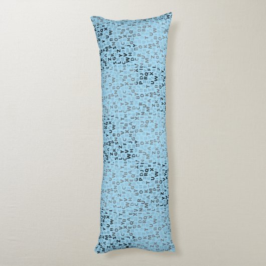 Alphabets Pattern 01 BW Lblue BG Lichaamskussen (Achterkant (Verticaal))
