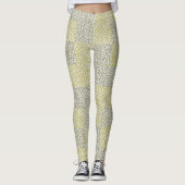 Alphabets Pattern 02 YW 2Tonesx4.bw Offwhite BG Leggings (Voorkant)