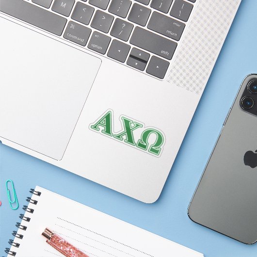 Alphi Chi Omega Green Letters Sticker (Laptop met iPhone)