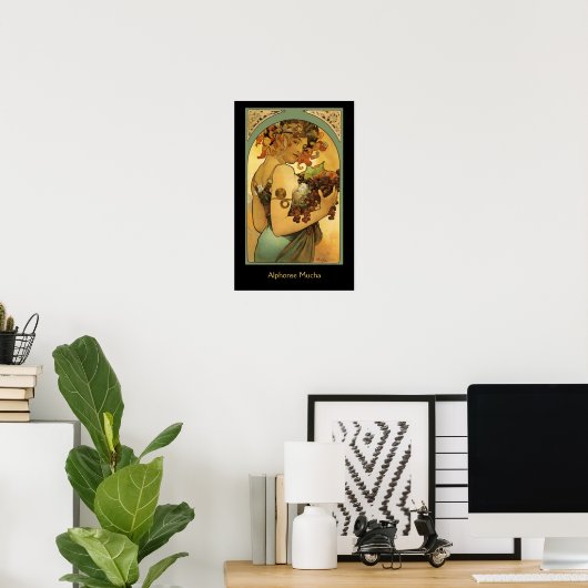 Alphonse Mucha Fruit schilderen op zwart Poster (Thuiskantoor)
