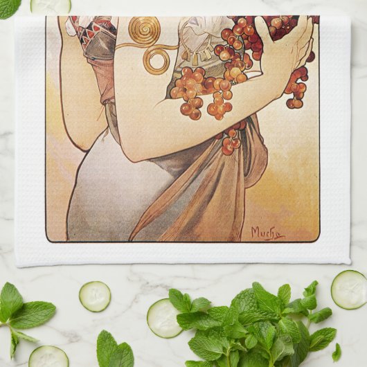 Alphonse Mucha Lady met fruit Theedoek (Gevouwen)