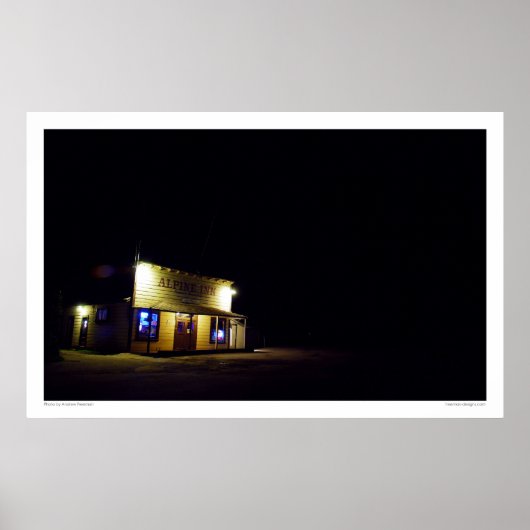 Alpiene Inn (kleur) Poster (Voorkant)