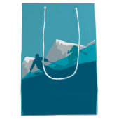 Alpiene Skiing Gepersonaliseerd Medium Cadeauzakje (Achterkant)