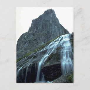 Alpiene waterval in het Logan-gebergte, NWT, Cana Briefkaart