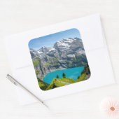 Alpine lake Oeschinensee in Switzerland Vierkante Sticker (Envelop)