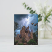 Als donder een berg onder blauwe hemel ontmoet. briefkaart (Staand voorkant)