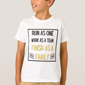 Als een, als team werken, als een familiejongen af t-shirt