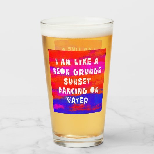 als een neon grunge sunset dansend op waterglas glas (Achterkant gevuld)