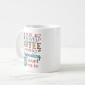 Als het koffie en scrapbooking impliceert tel me b koffiemok (Voorkant links)