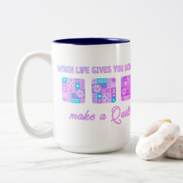Als het leven je vodden geeft, maak dan een quilt tweekleurige koffiemok